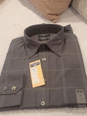 Dockers Men's Dark Gray Windowpane Dress Shirt